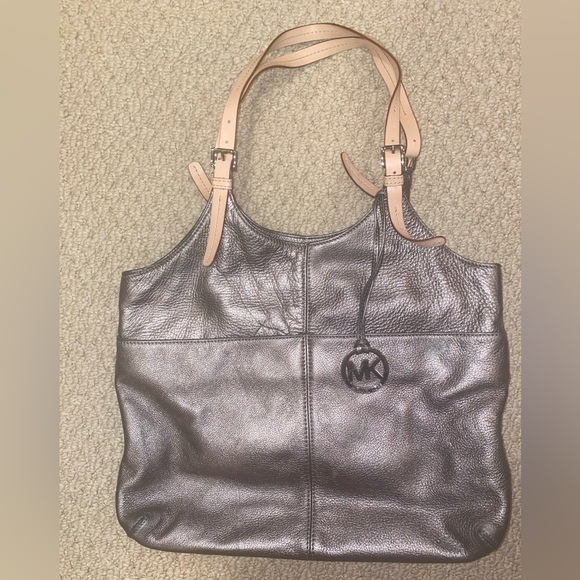 Michael Kors metallic pebbled leather purse bag silver - Picture 1 of 8